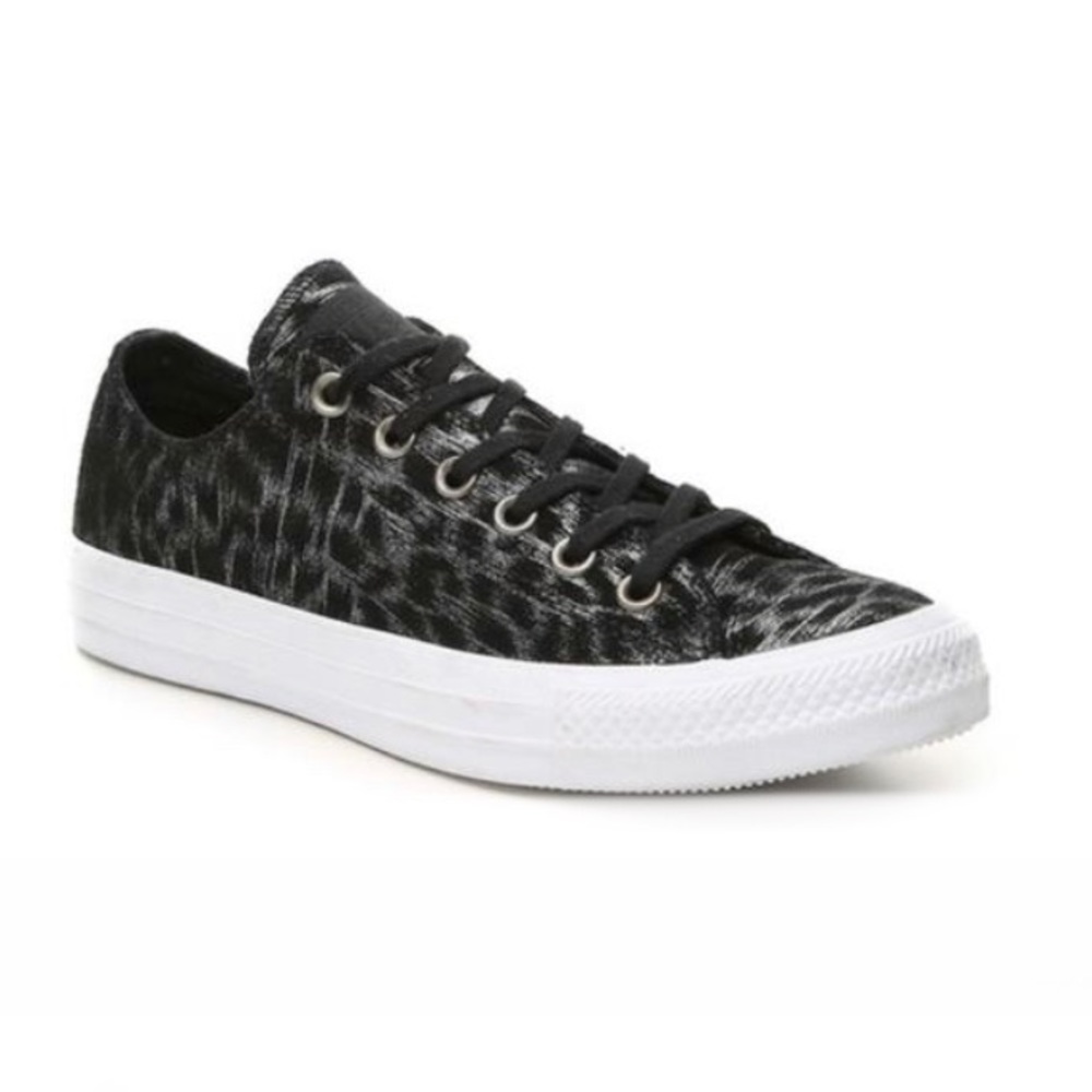 VGUC- Women’s Leather Shimmer Leopard Print Chuck Taylor All Stars